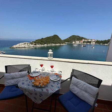 Lastovo Apartments Marija מראה חיצוני תמונה