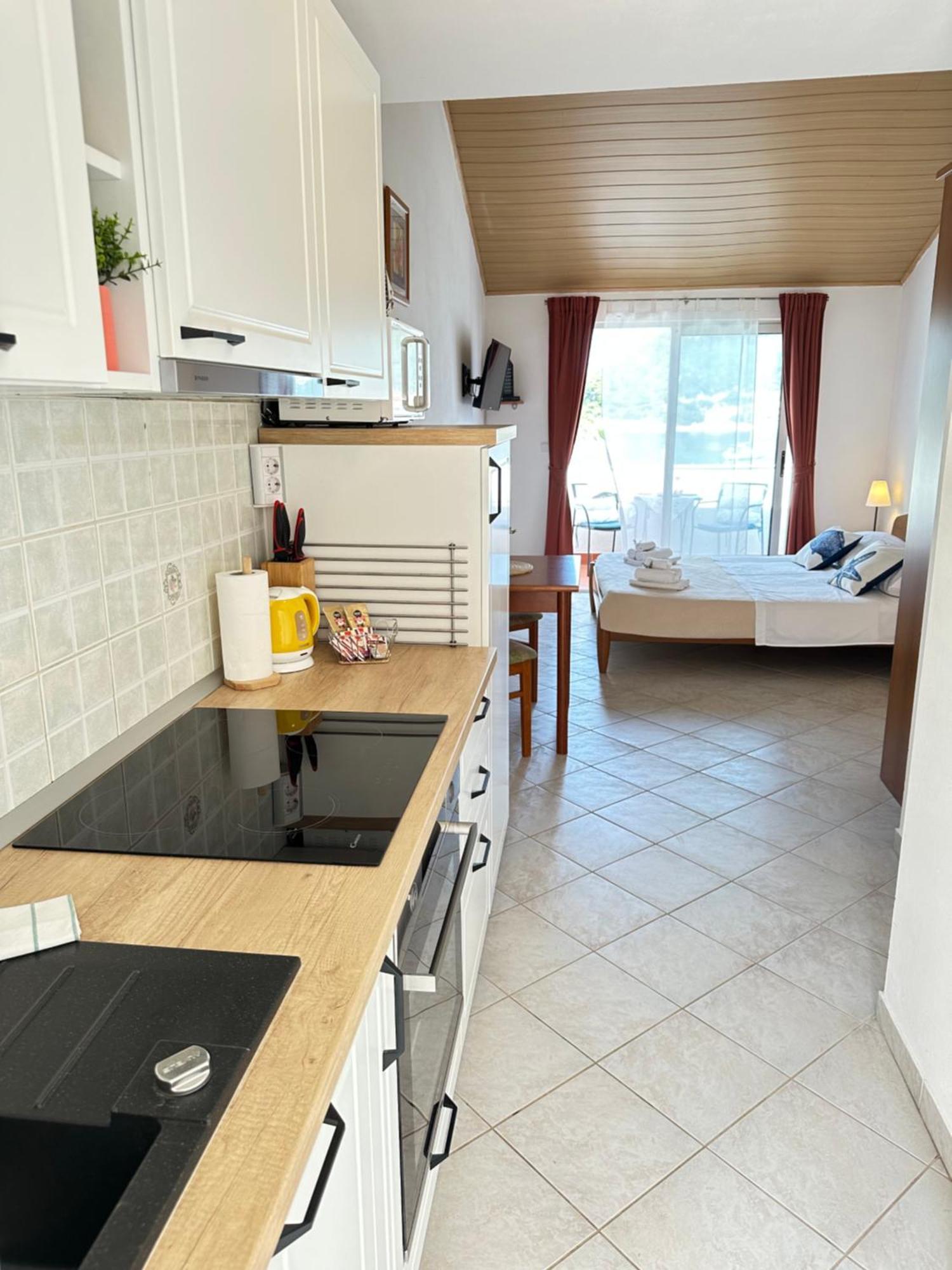 Lastovo Apartments Marija מראה חיצוני תמונה