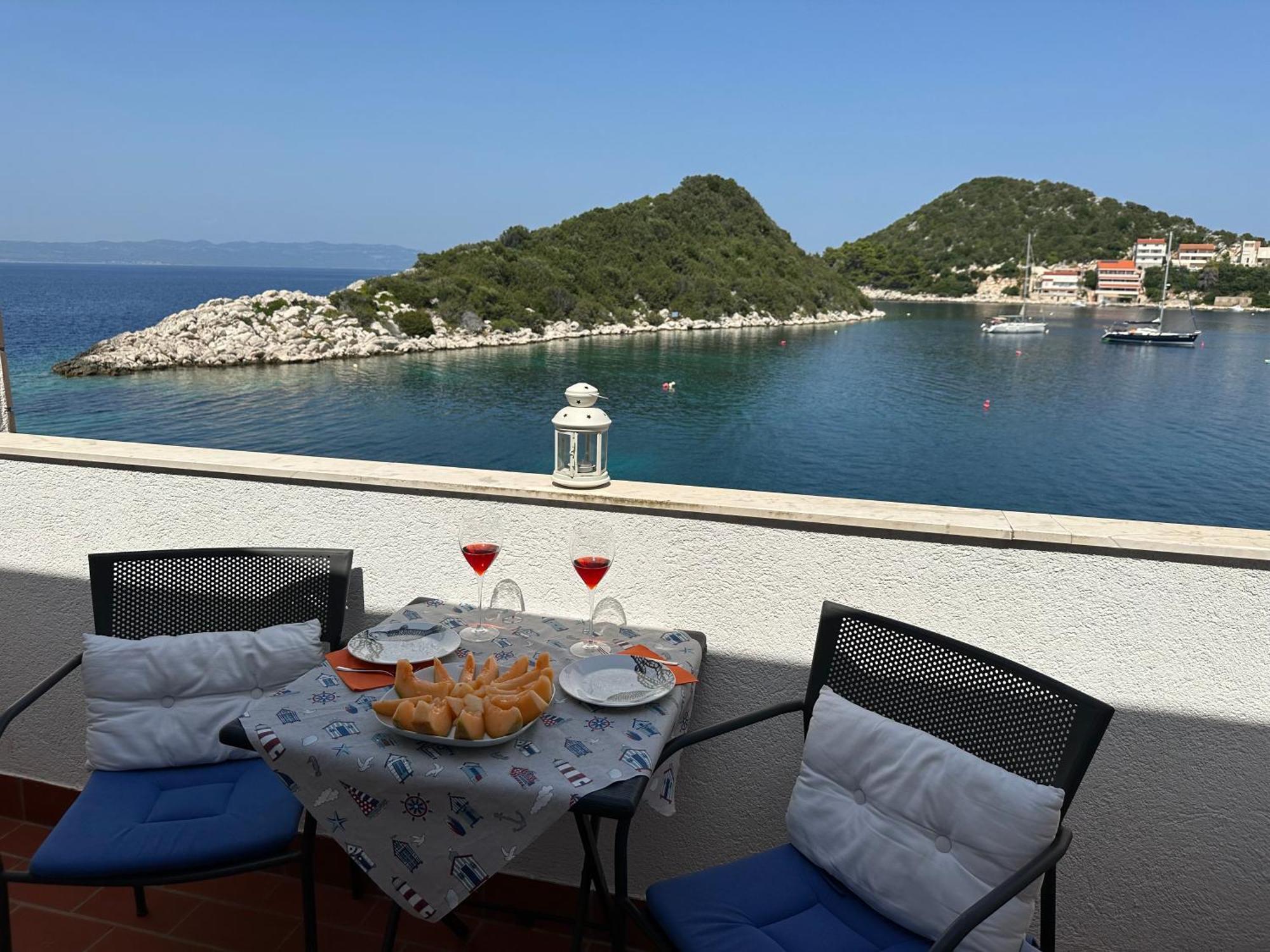 Lastovo Apartments Marija מראה חיצוני תמונה
