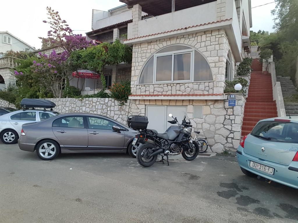 Lastovo Apartments Marija מראה חיצוני תמונה