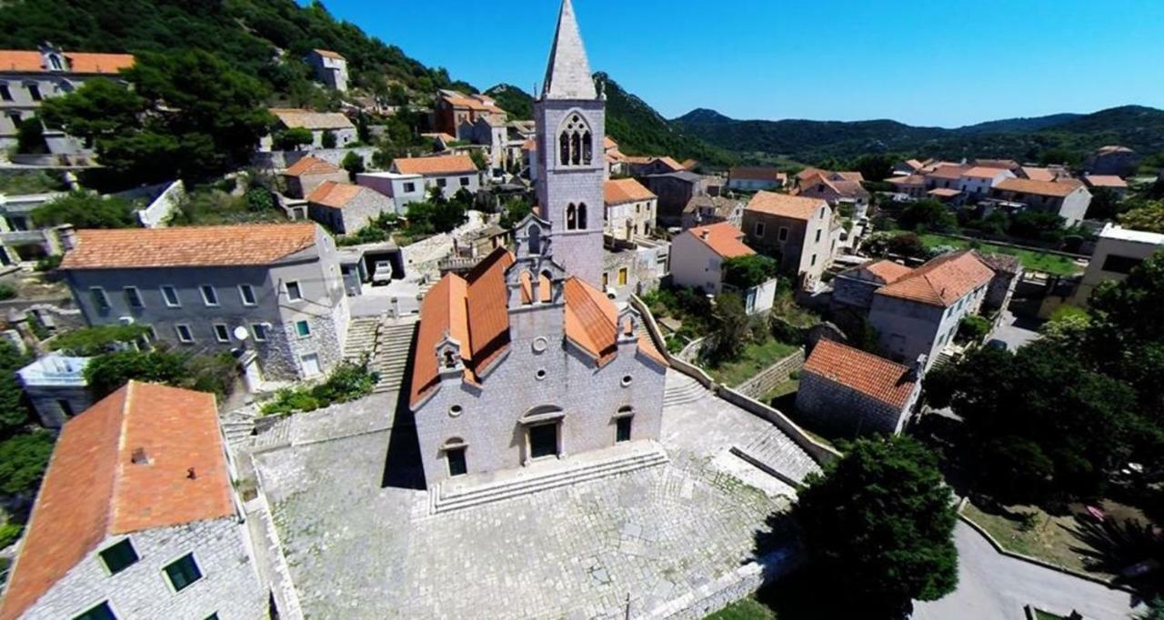 Lastovo Apartments Marija מראה חיצוני תמונה