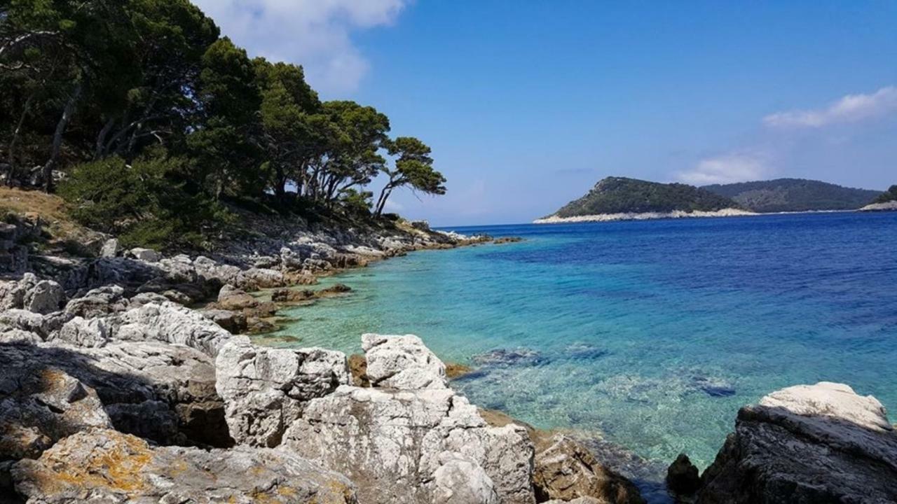 Lastovo Apartments Marija מראה חיצוני תמונה